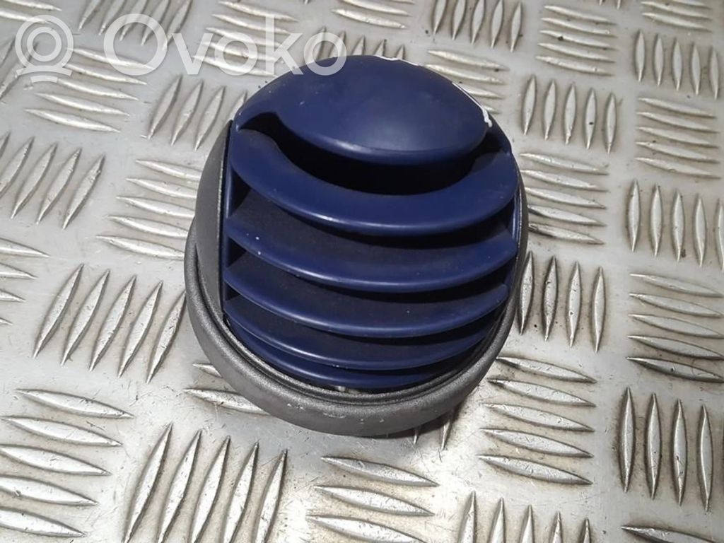 Smart ForTwo I MC01 Rejilla de ventilación central del panel 