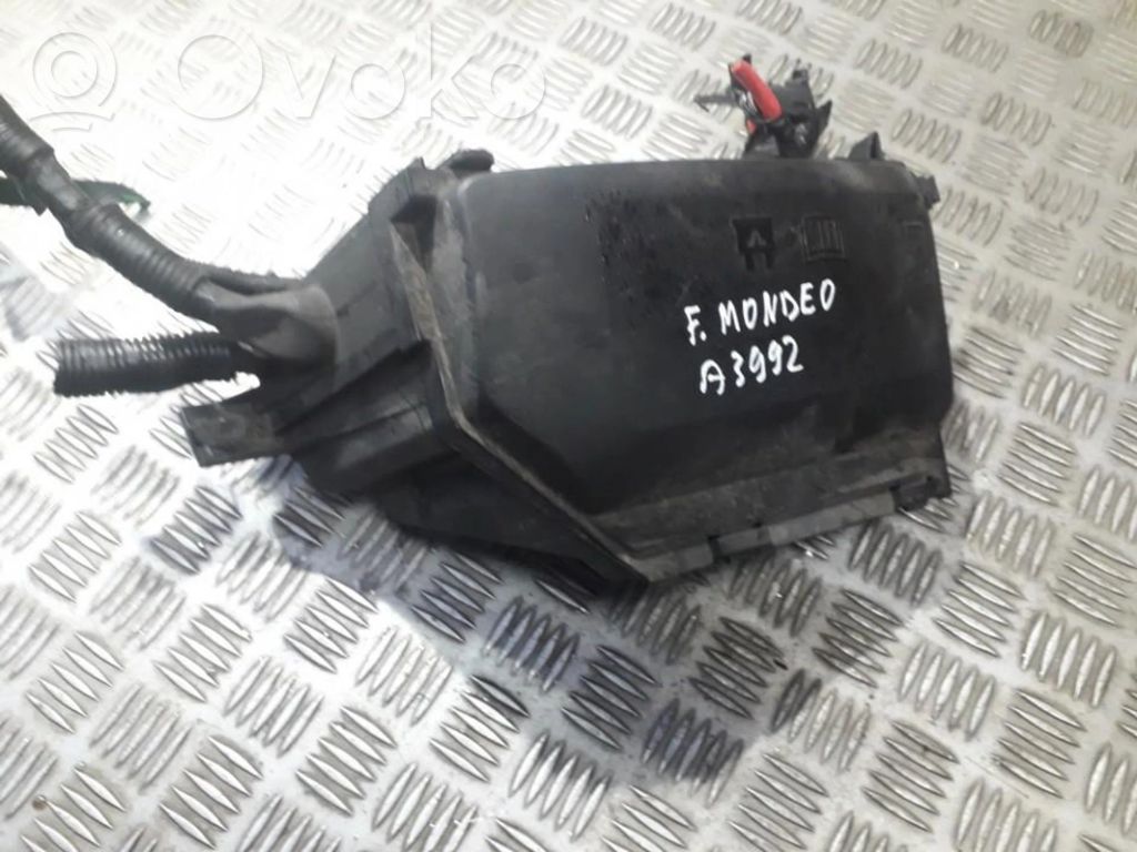 Ford Mondeo MK IV Set cutie siguranțe 