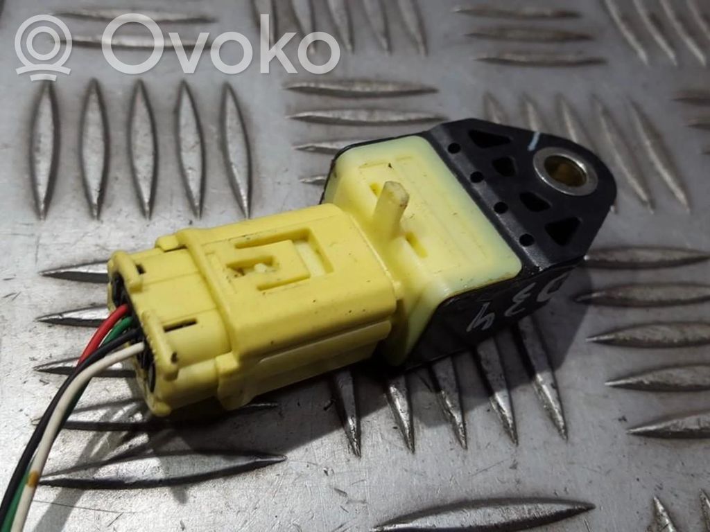 Toyota RAV 4 (XA30) Senzor impact/declanșare airbag