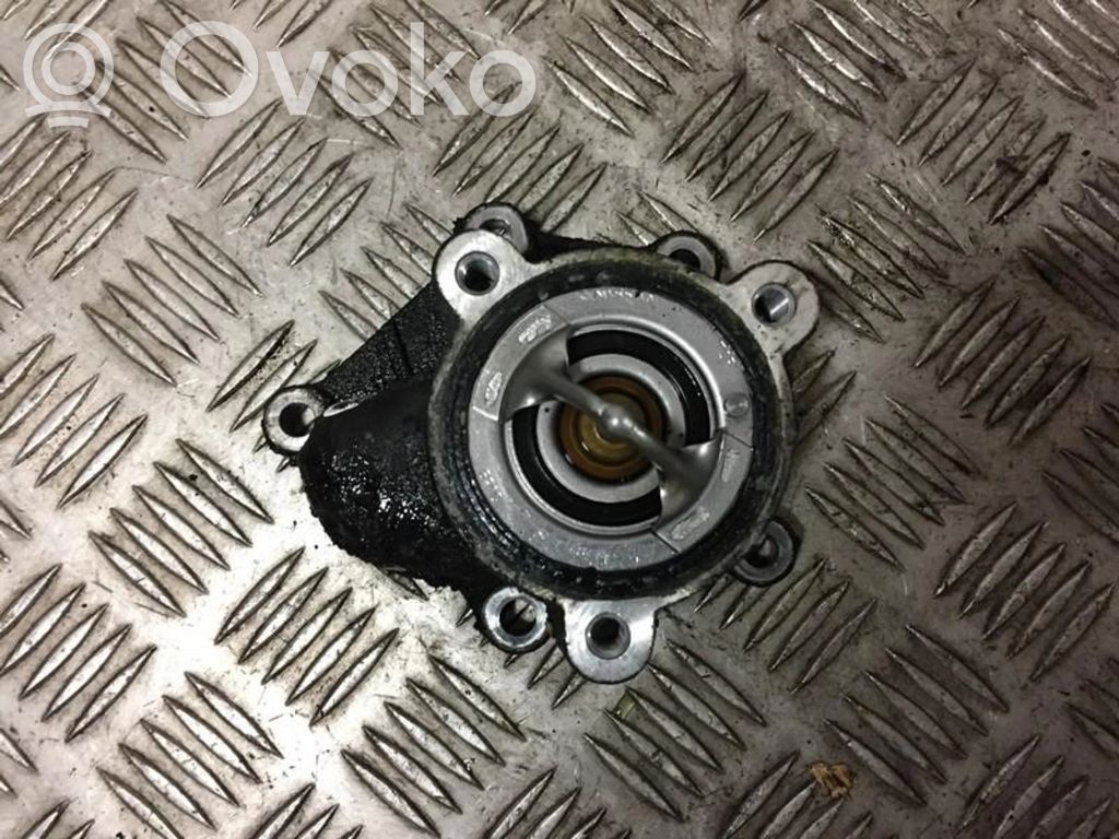 Nissan X-Trail T30 Conductă/furtun lichid de răcire motor 