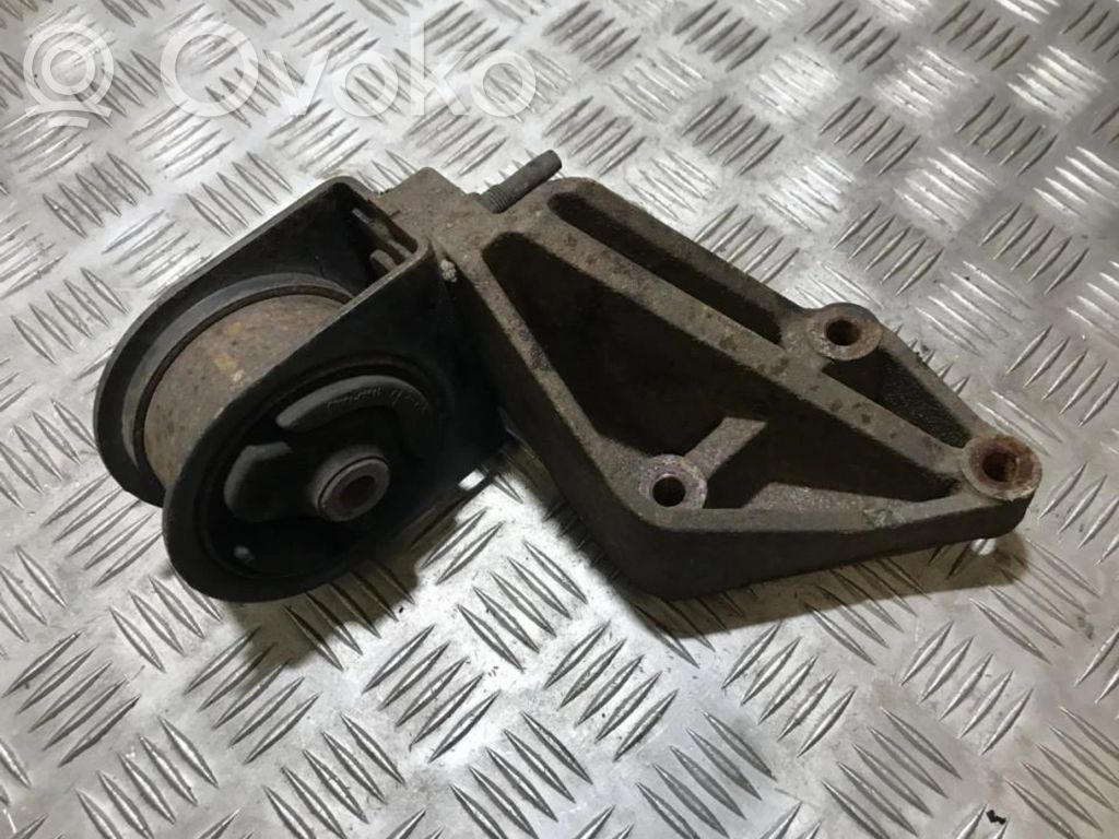 Opel Agila B Engine mount bracket 