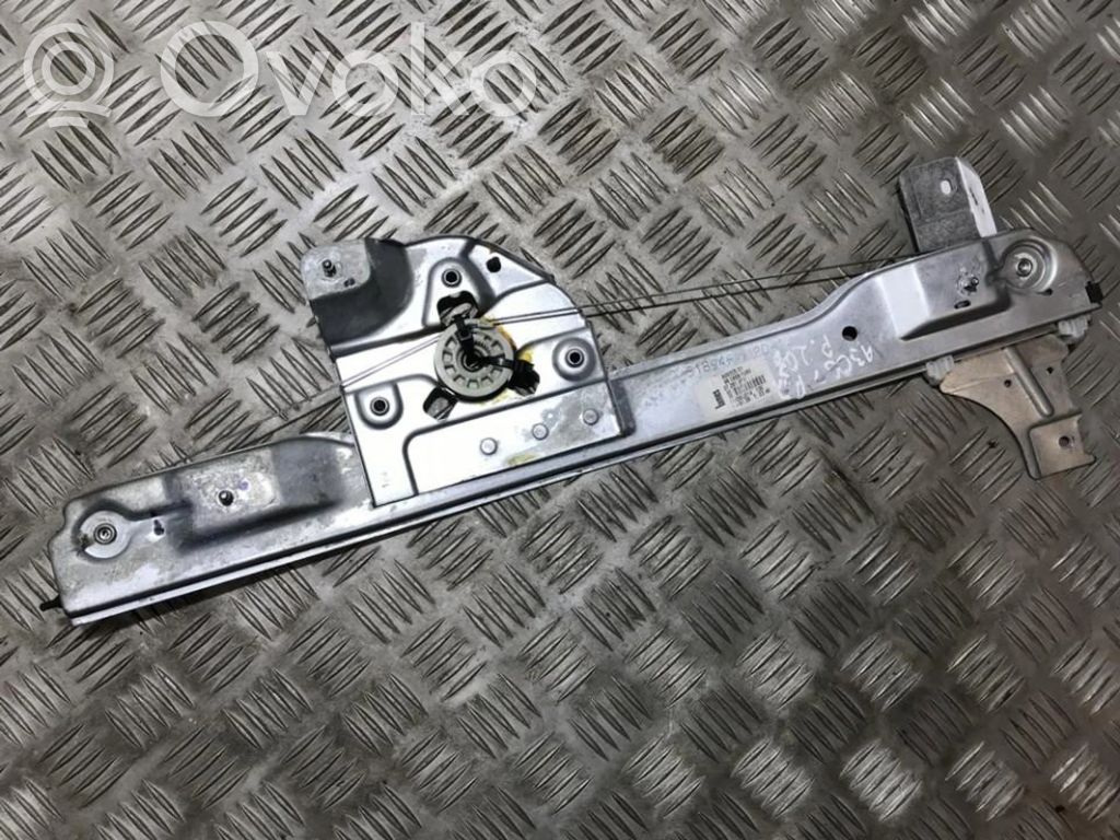 Peugeot 208 I Macara ușă glisantă cu motor 