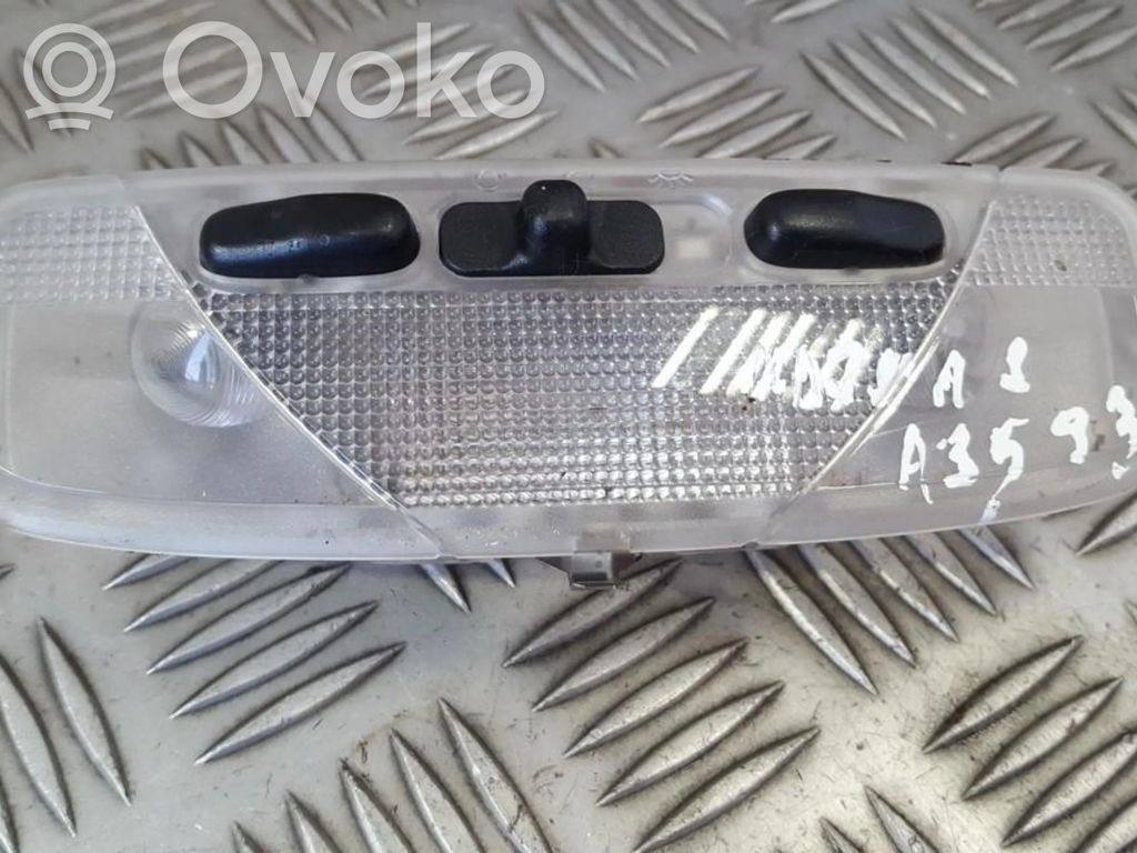 Luz del asiento delantero   2S6A13K767AA,2S6A13K767AA,2S6A13K767AA,2S6A13K767AA