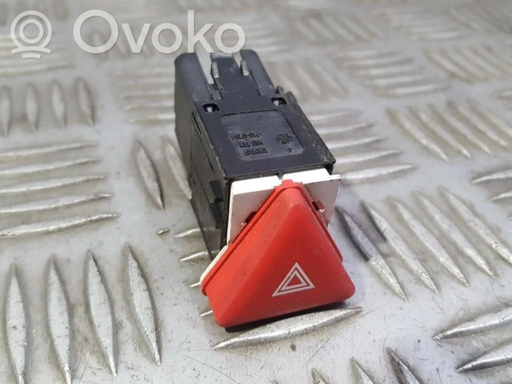 Botón interruptor de luz de peligro   1K0953509A,1K0953509A