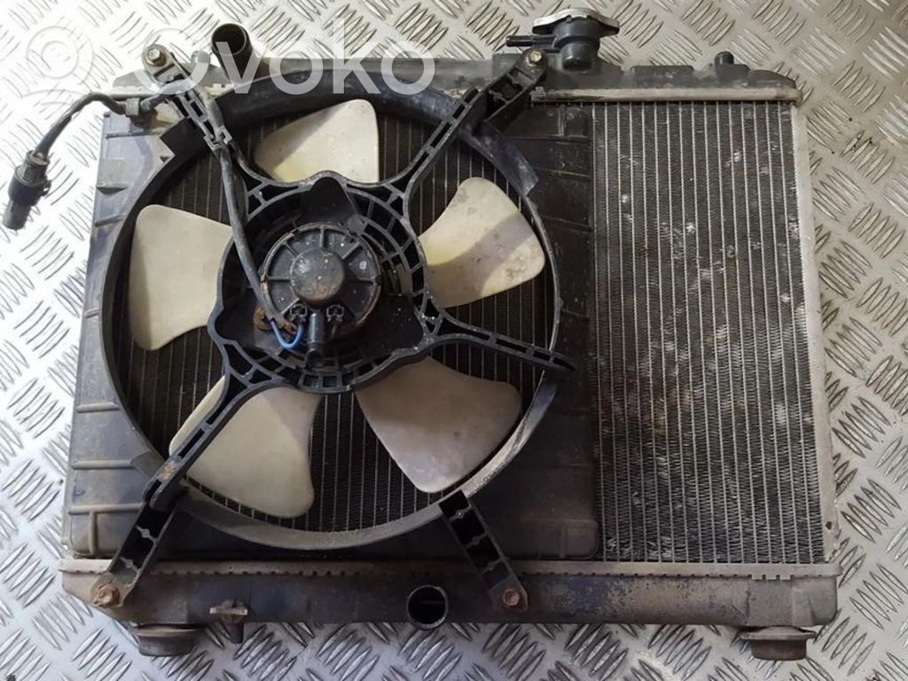 Suzuki Baleno EG Osłona wentylatora chłodnicy 