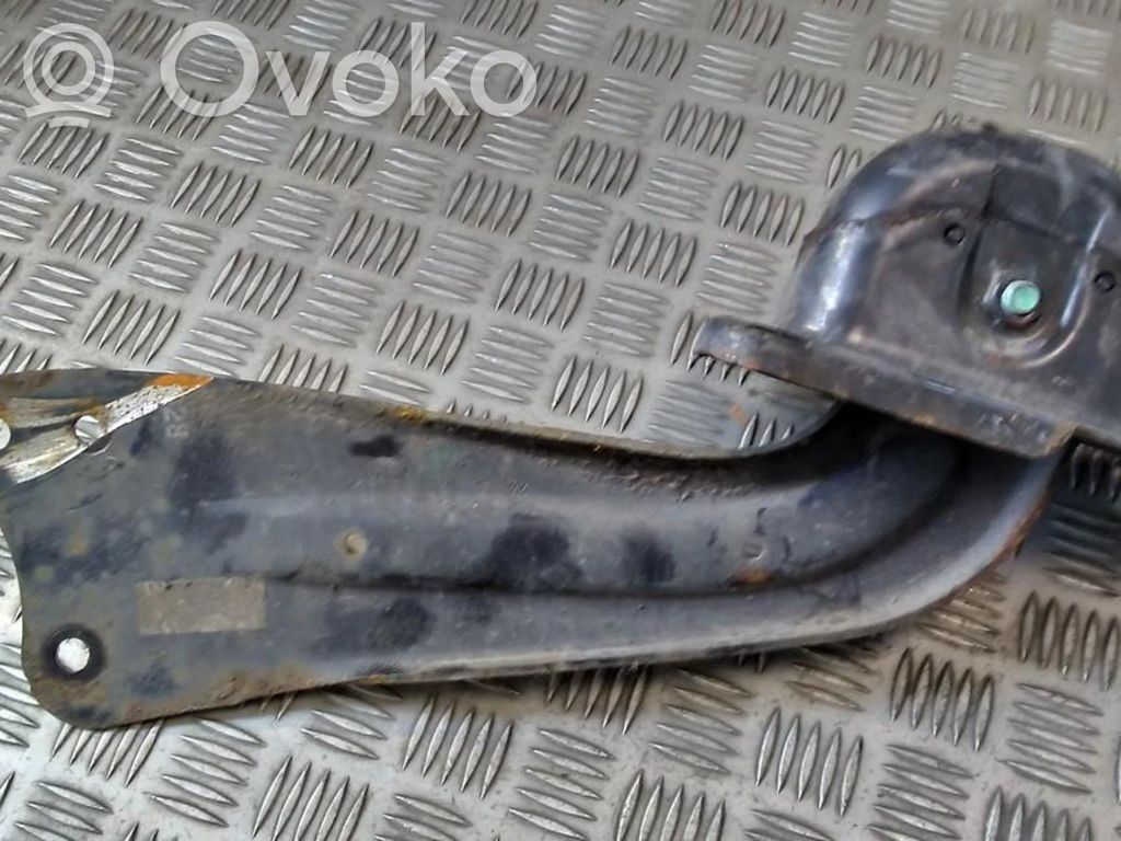 Basculă superioară spate   1K0505225F,1K0505225F