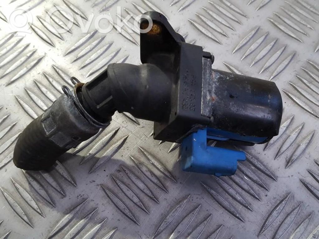 Peugeot 607 Válvula de control del calentador del refrigerante 