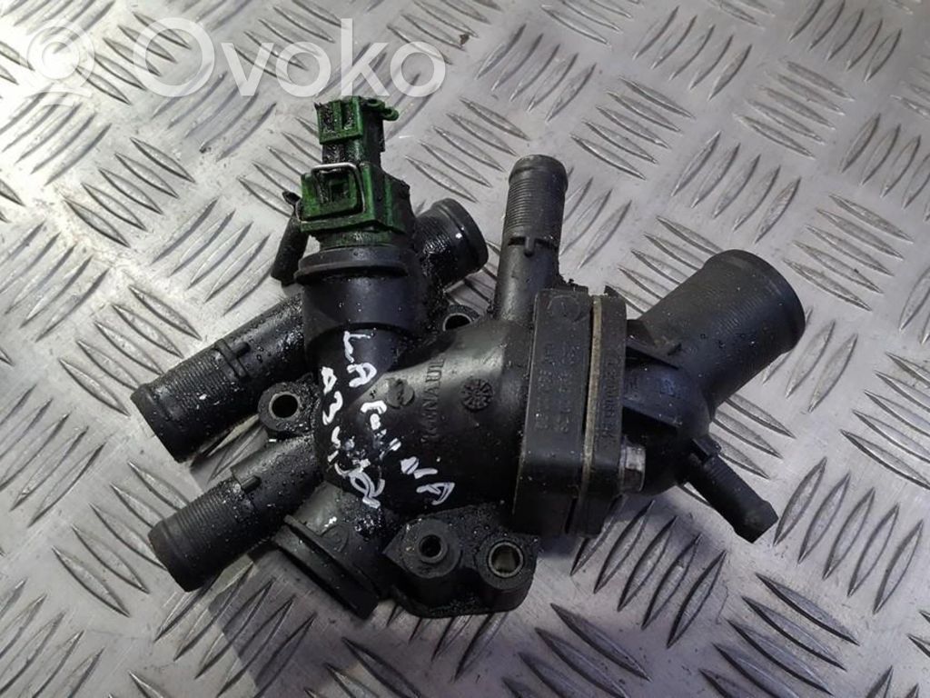 Renault Laguna I Tubo flessibile del liquido di raffreddamento del motore