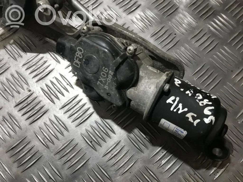 Mazda 2 Valytuvų varikliukas 