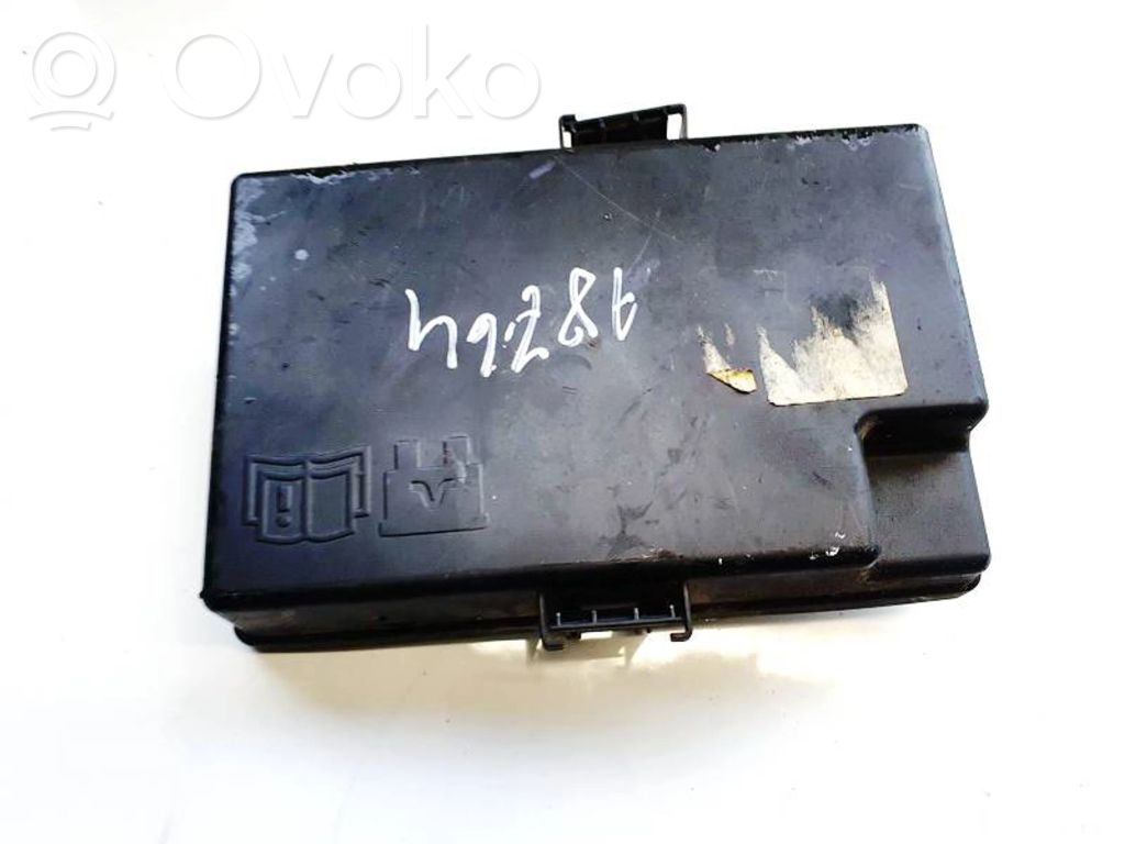 Sulakerasian kansi   6C1T14A076CC,6C1T14A076CC,6C1T14A076CC,6C1T14A076CC