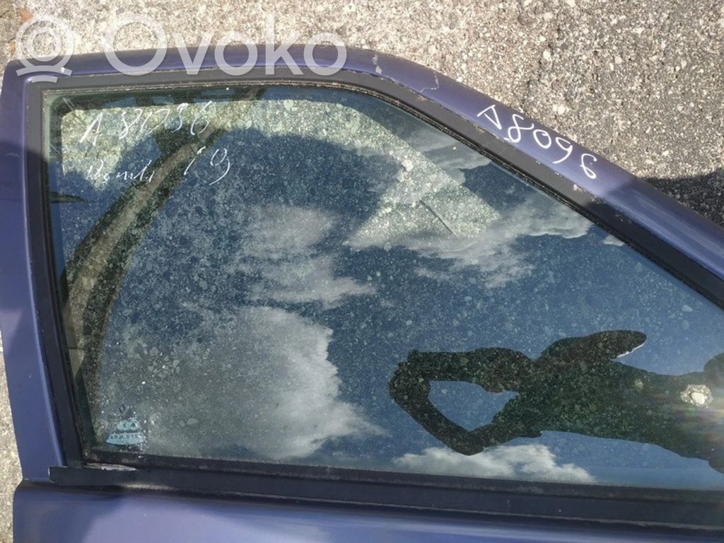 Renault 19 Szyba drzwi przednich