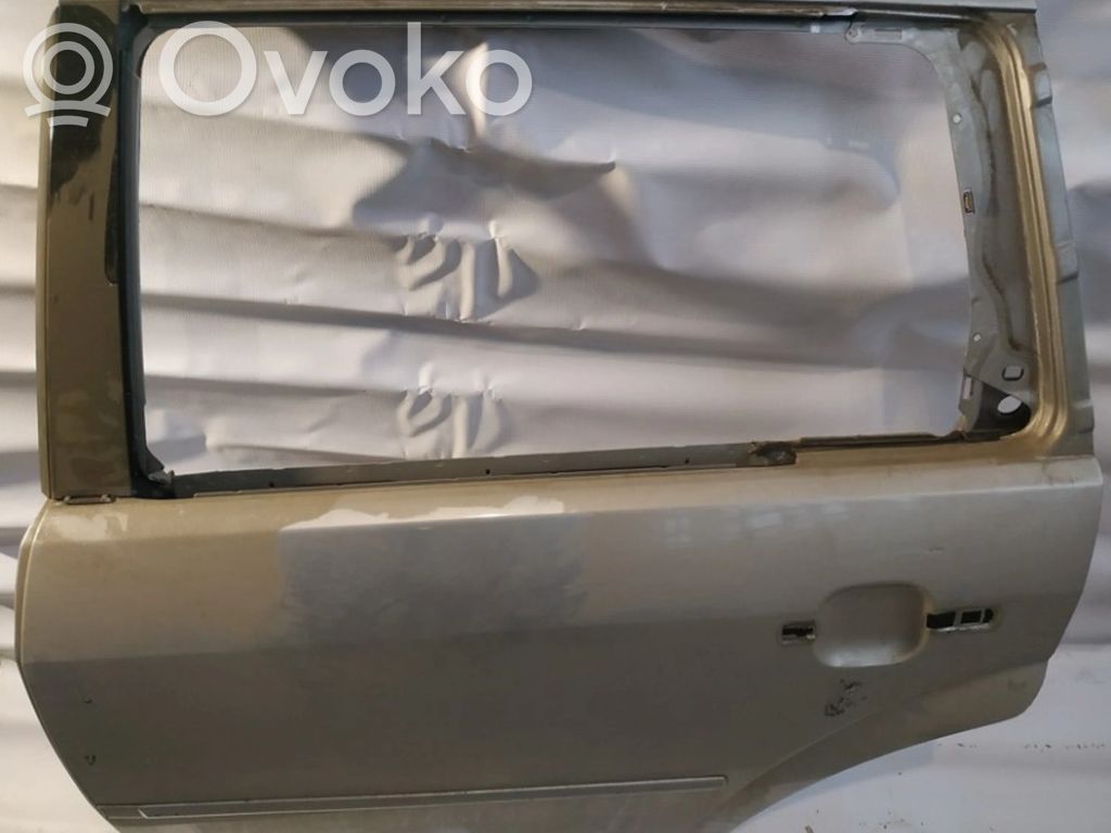 Ford Mondeo Mk III Задняя дверь