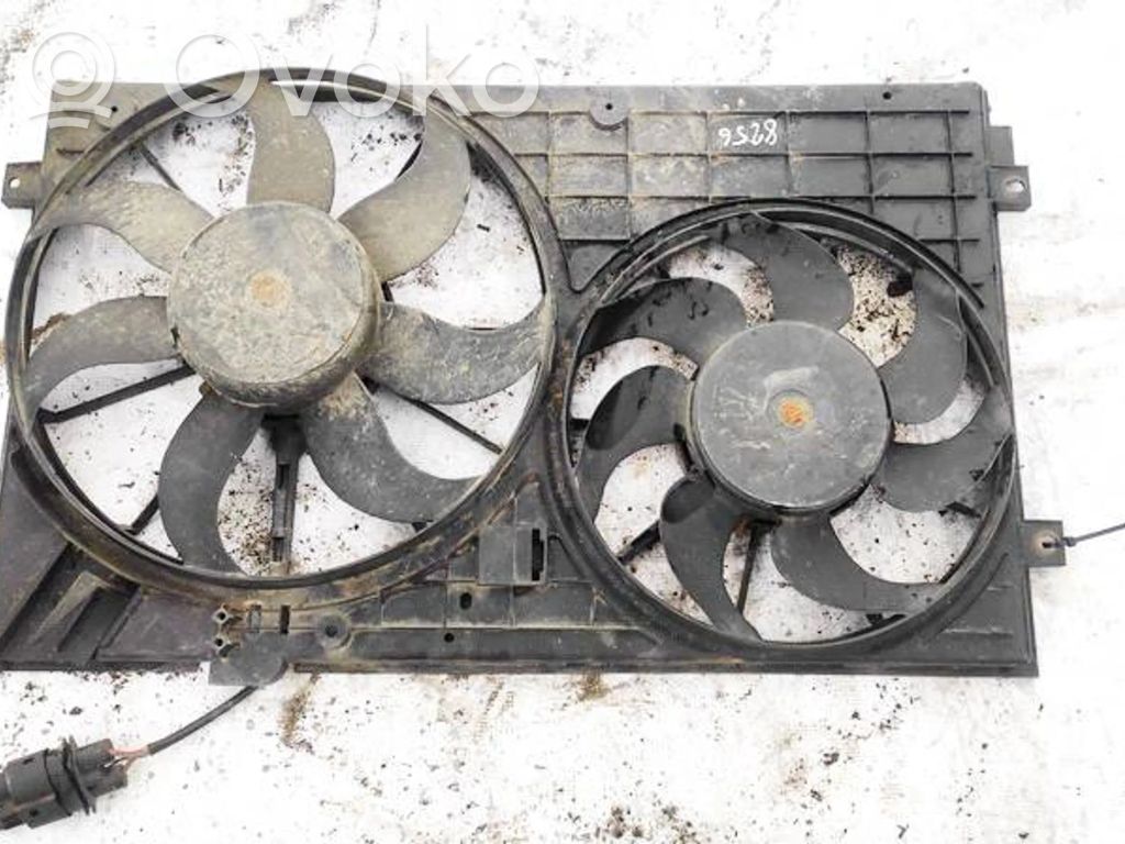 Volkswagen Touran I Convogliatore ventilatore raffreddamento del radiatore 