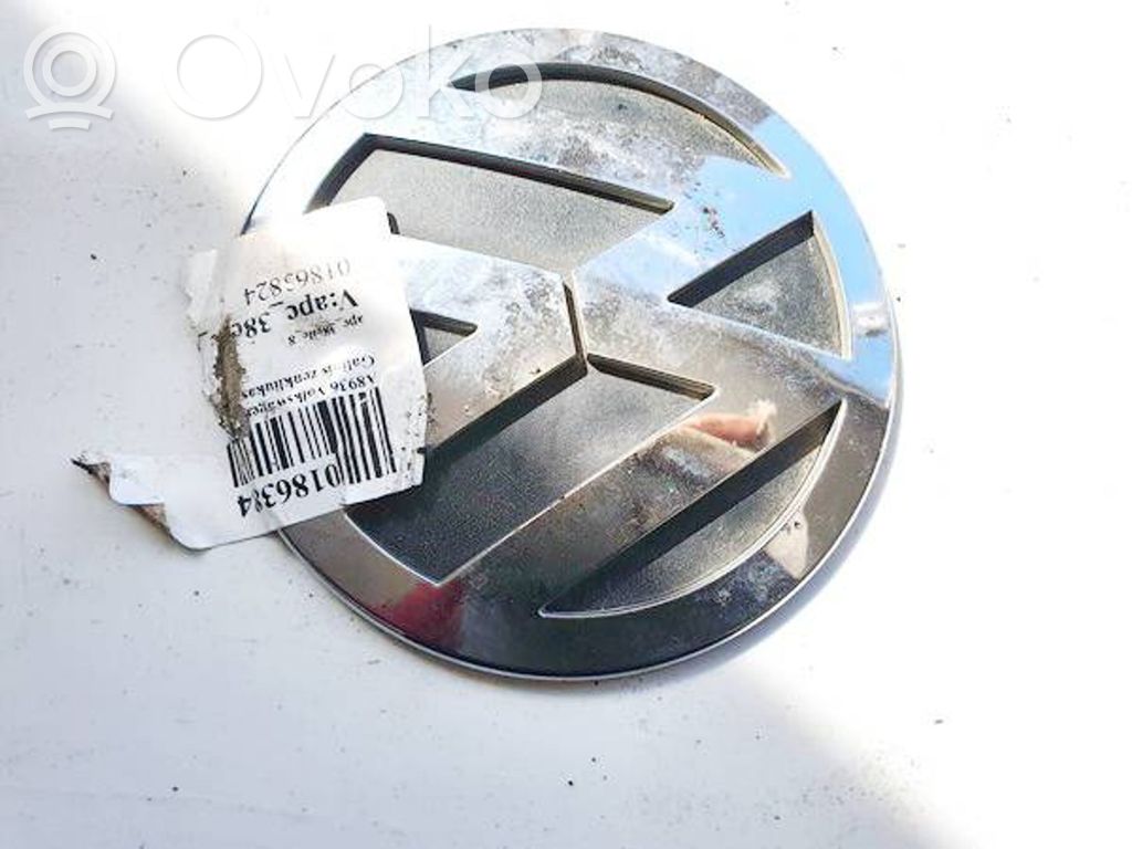 Volkswagen PASSAT B6 Emblemat / Znaczek 