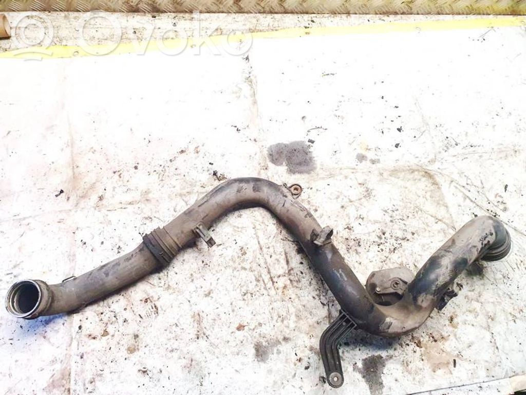 Volkswagen Golf V Furtun/conductă intercooler 