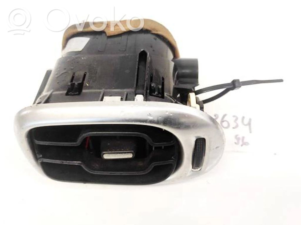 Citroen C3 Picasso Griglia di ventilazione centrale cruscotto 