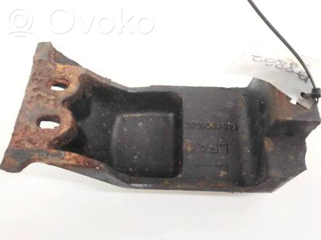 Citroen C8 Engine mounting bracket 