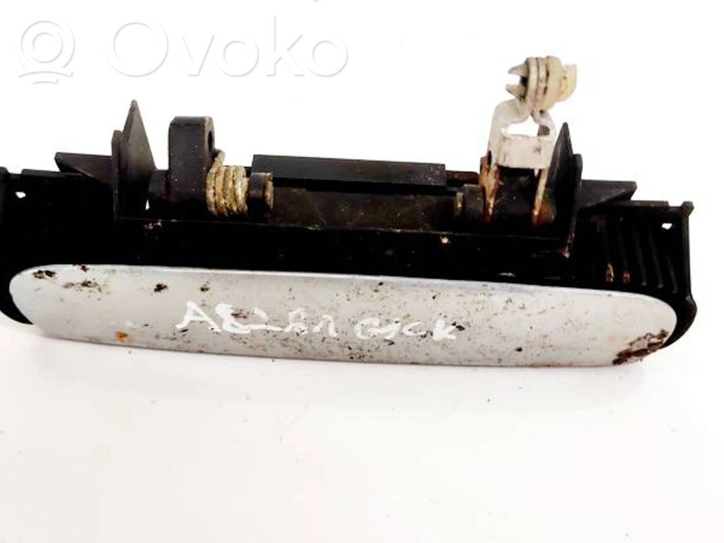 Audi A4 S4 B5 8D Manecilla externa puerta delantera 