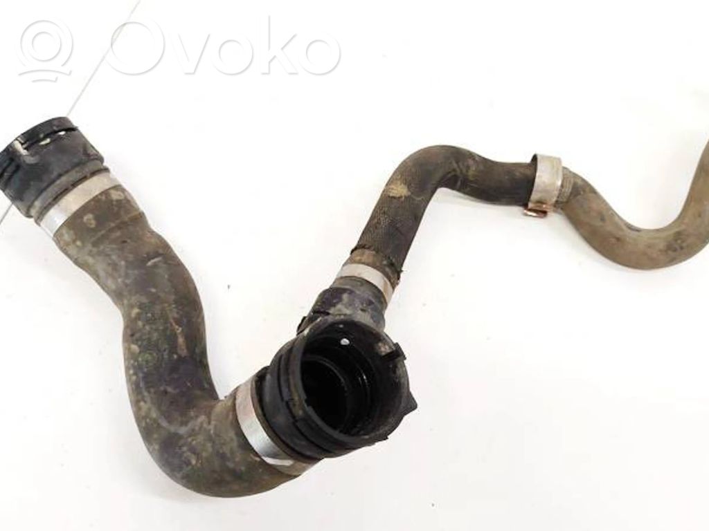 BMW 5 E39 Tubo flessibile del liquido di raffreddamento del motore