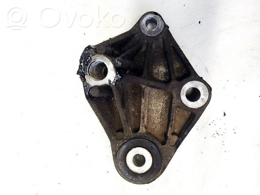Soporte de montaje del motor (Usadas)