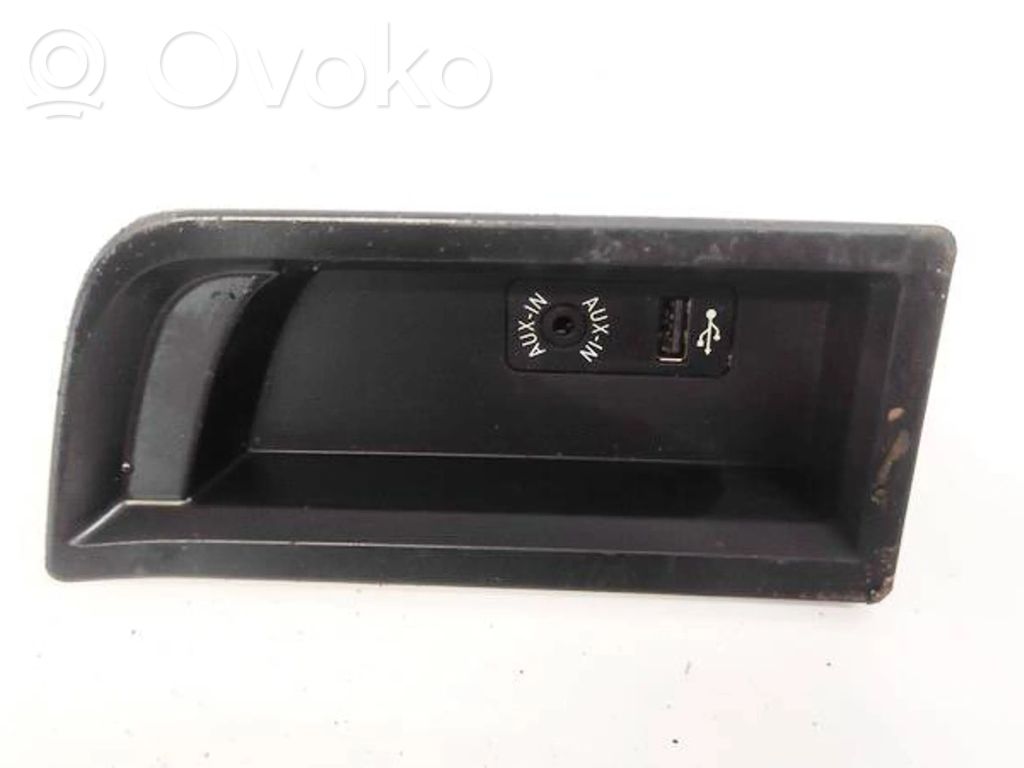 BMW 3 F30 F35 F31 Priză USB 