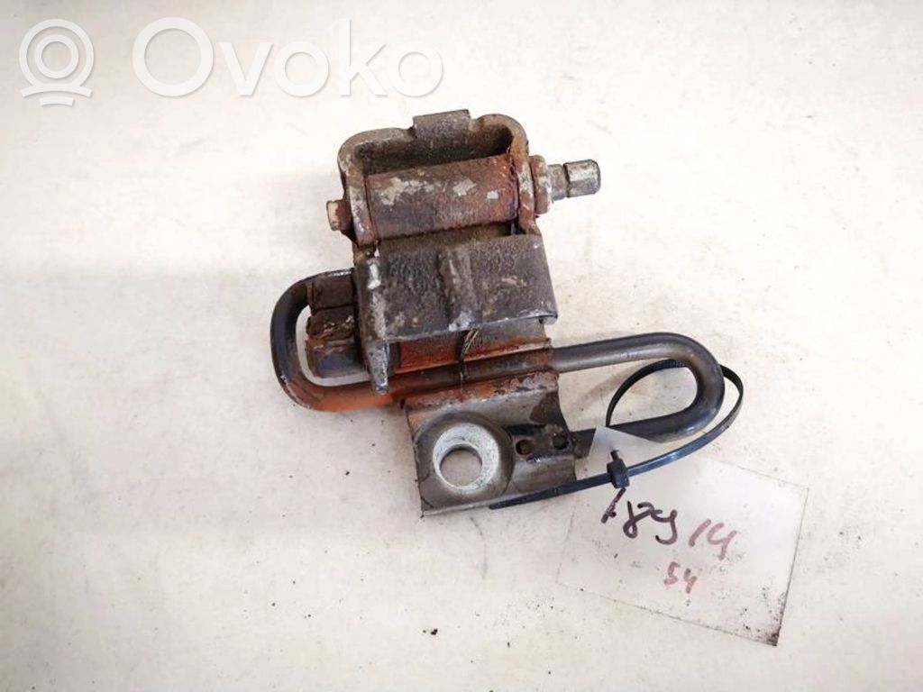 Etuoven yläsarana   4B0831412B,4B0831412B