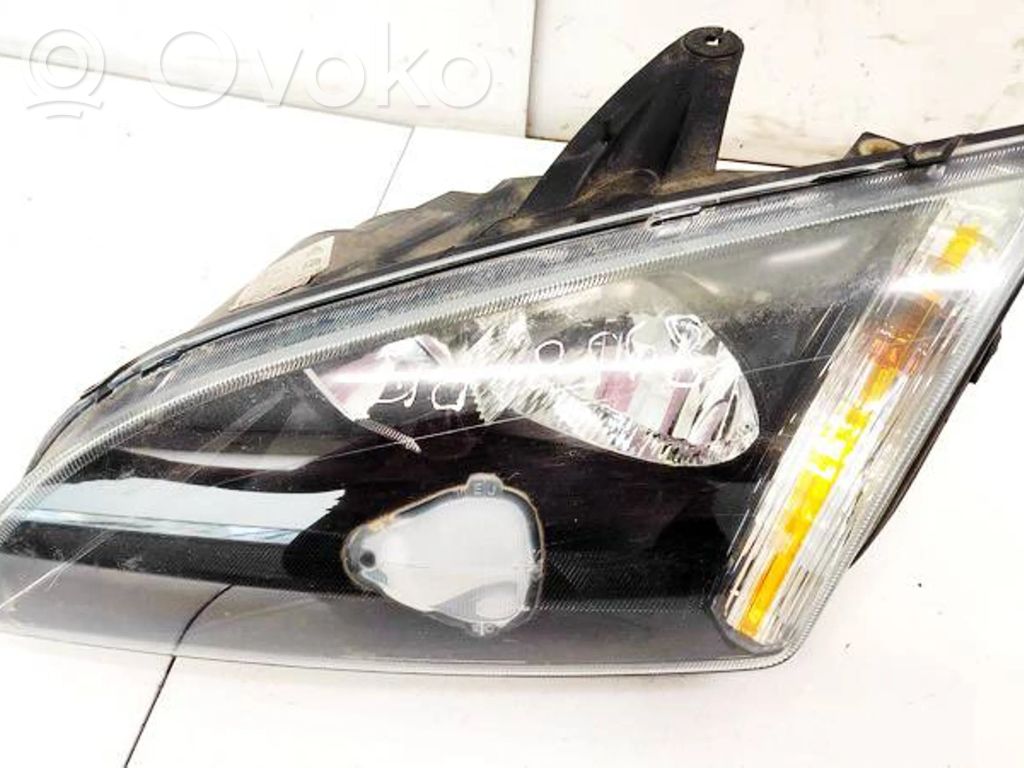 Ford Focus Faro/fanale 