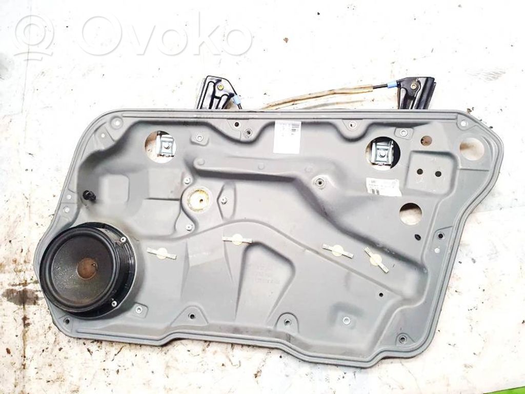 Volkswagen Golf IV Alzacristalli del portellone scorrevole con motorino