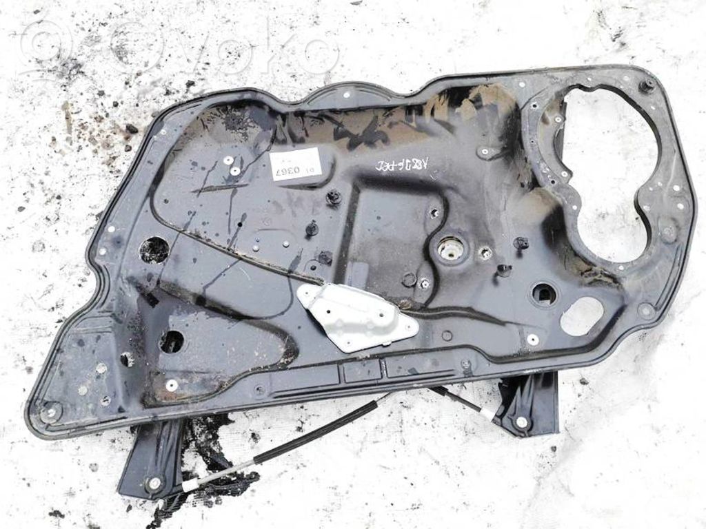 Volkswagen PASSAT B6 Macara ușă glisantă cu motor 