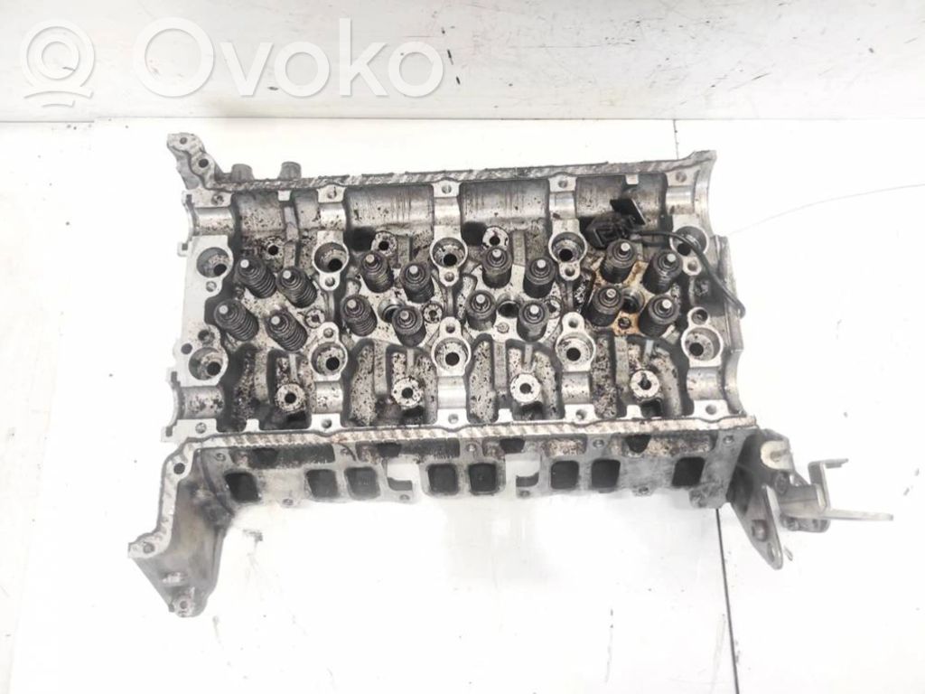Engine head   20LEW,20LEW