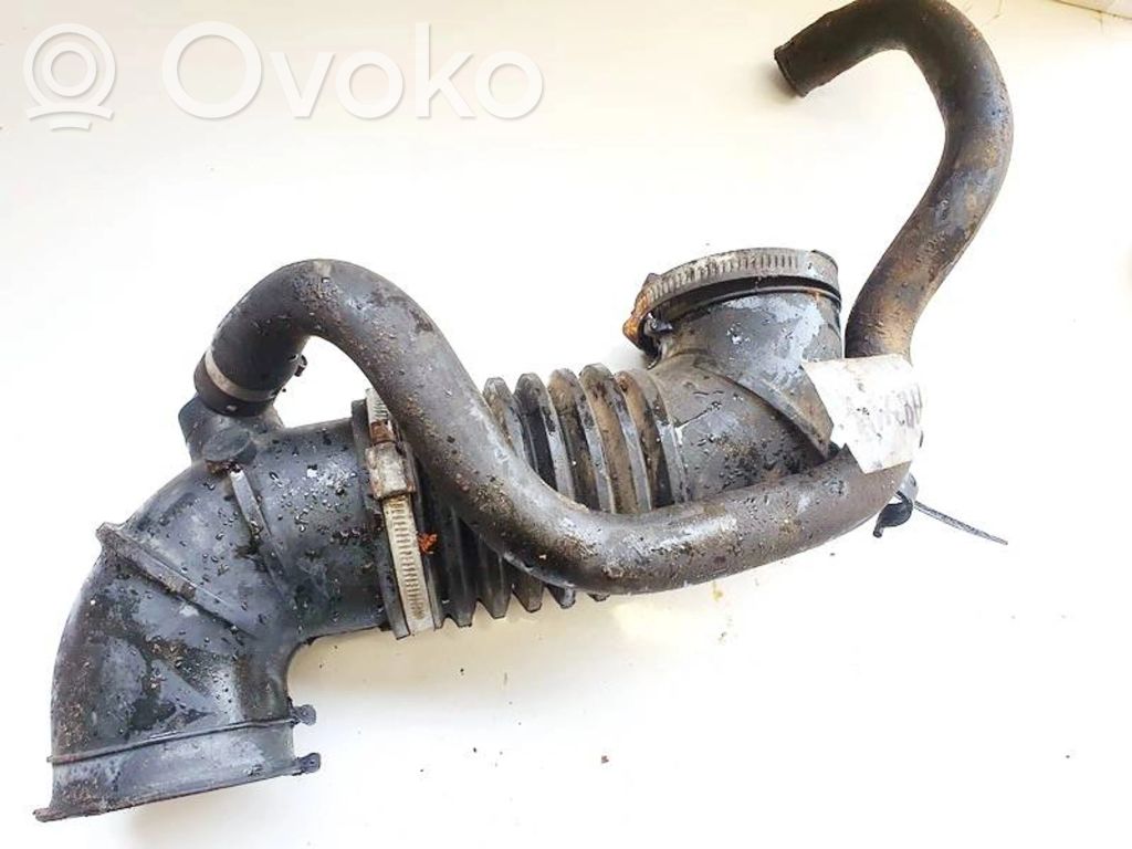 Volvo S40, V40 Ilmanoton letku 