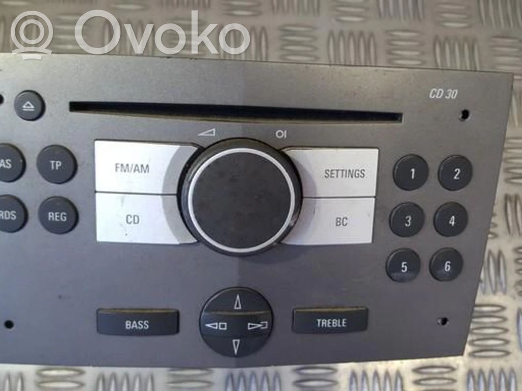 Opel Zafira B Radio / CD/DVD atskaņotājs / navigācija 