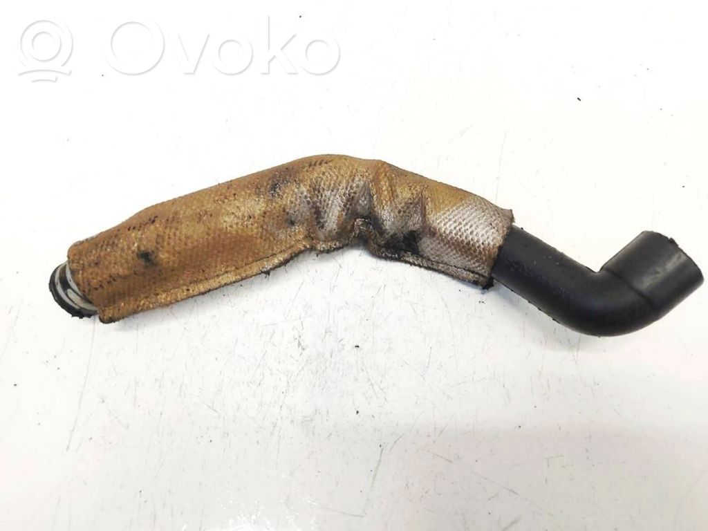 Engine coolant pipe/hose