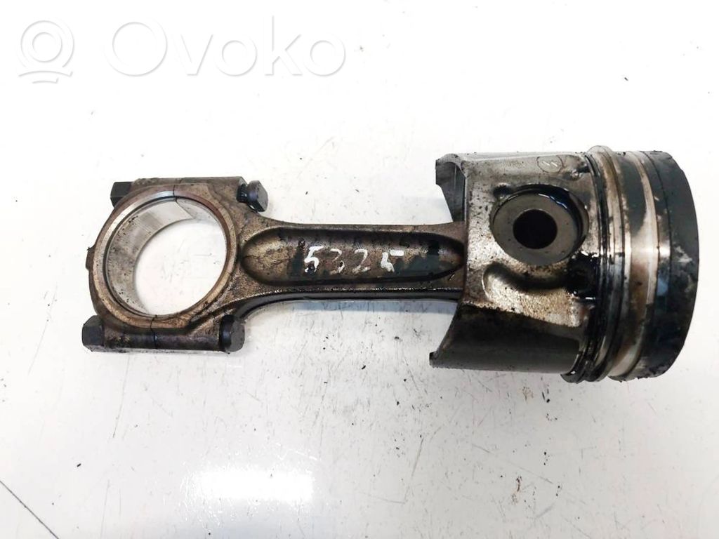 Volvo V50 Kolben mit Pleuel 
