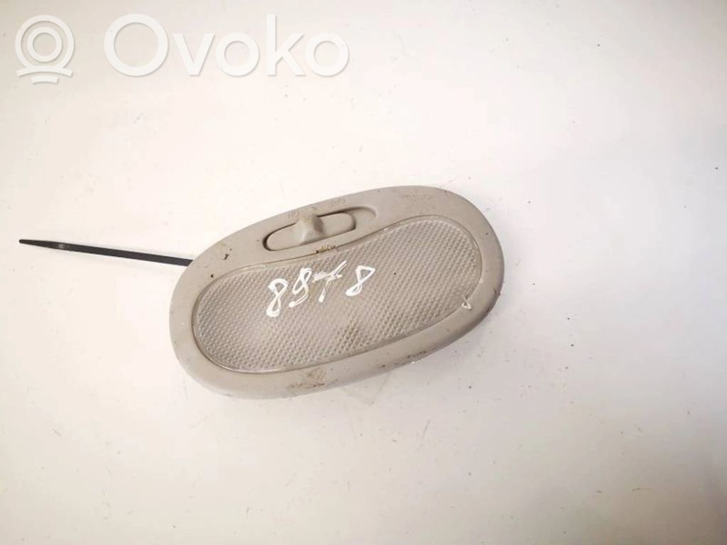 Chevrolet Aveo Takaistuimen valo 