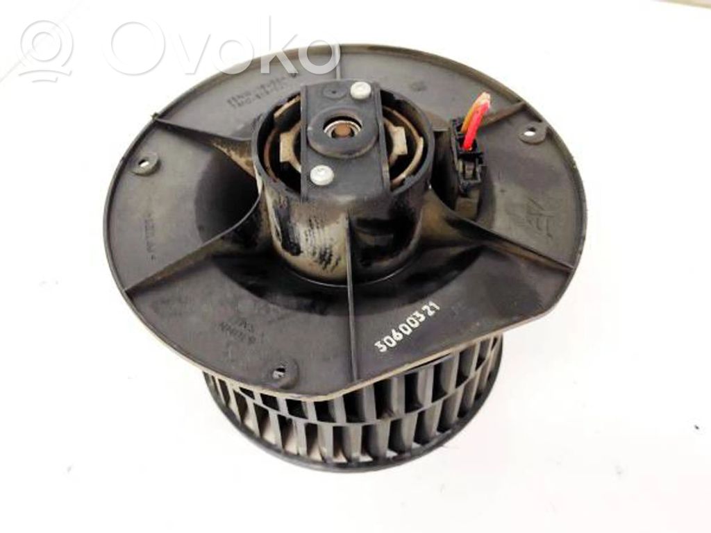 Heizungslüfter   7M0819021,95VW18456CC,7M0819021,95VW18456CC