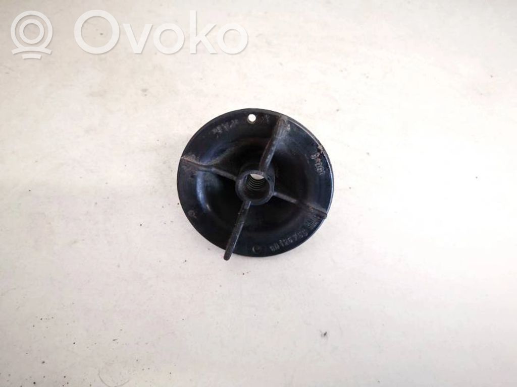 Opel Astra G Bullone fissaggio ruota di scorta