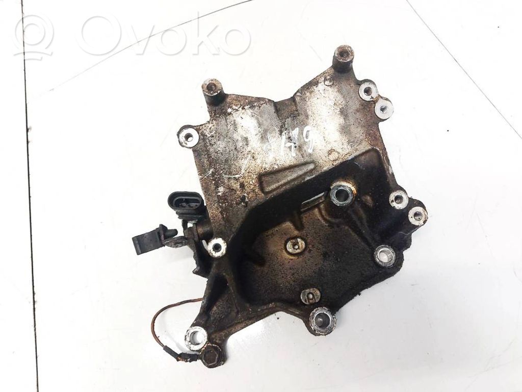 Opel Astra G Engine mounting bracket 