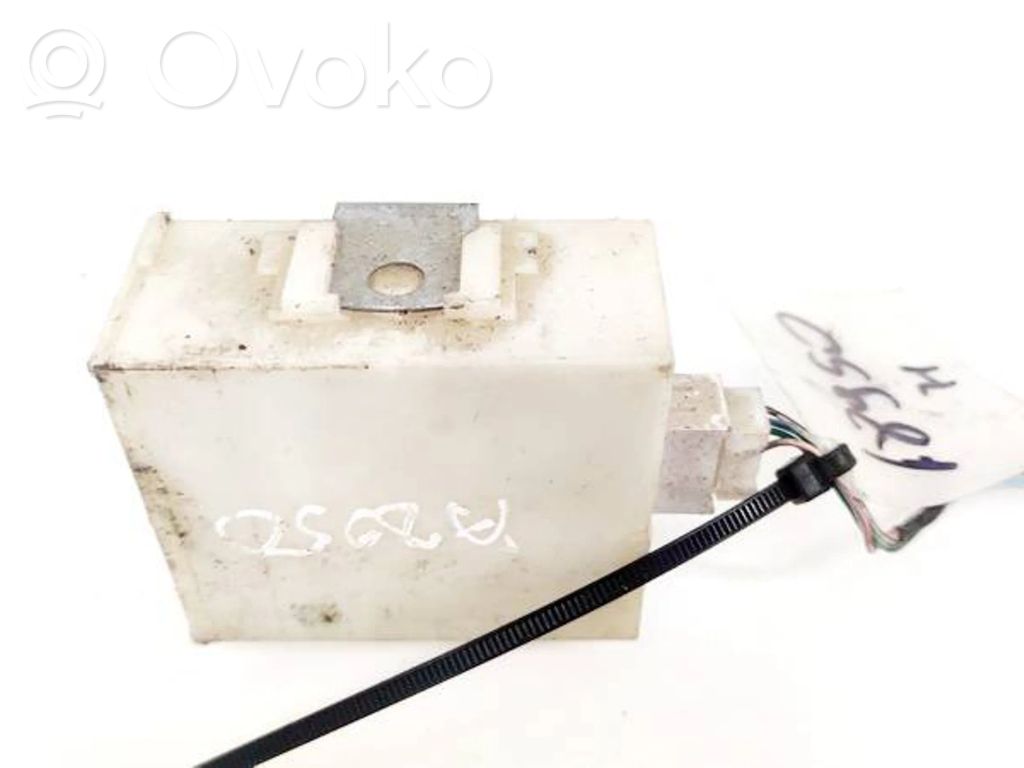 Toyota Avensis T250 Oven ohjainlaite/moduuli