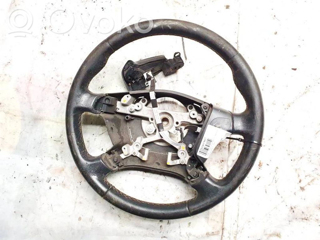 Toyota Avensis T250 Volant