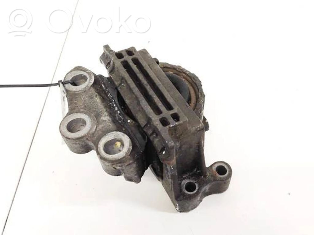 Engine mount bracket   6C116F012AB,6C116F012AB,6C116F012AB,6C116F012AB