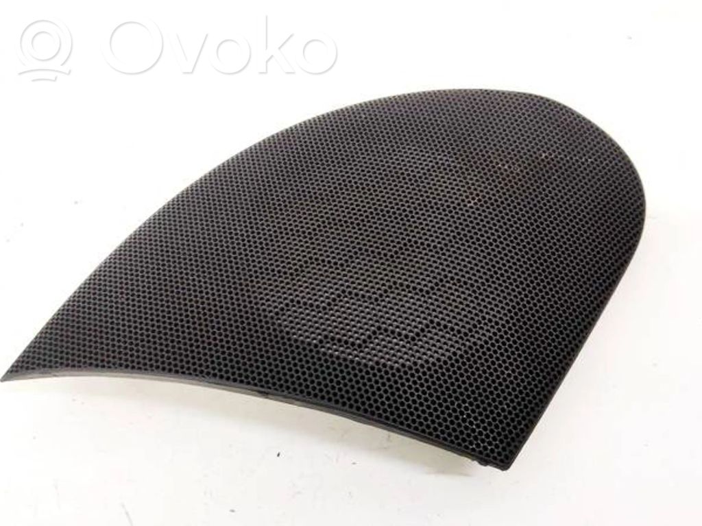 Toyota Yaris Grilles/couvercle de haut-parleur latéral 