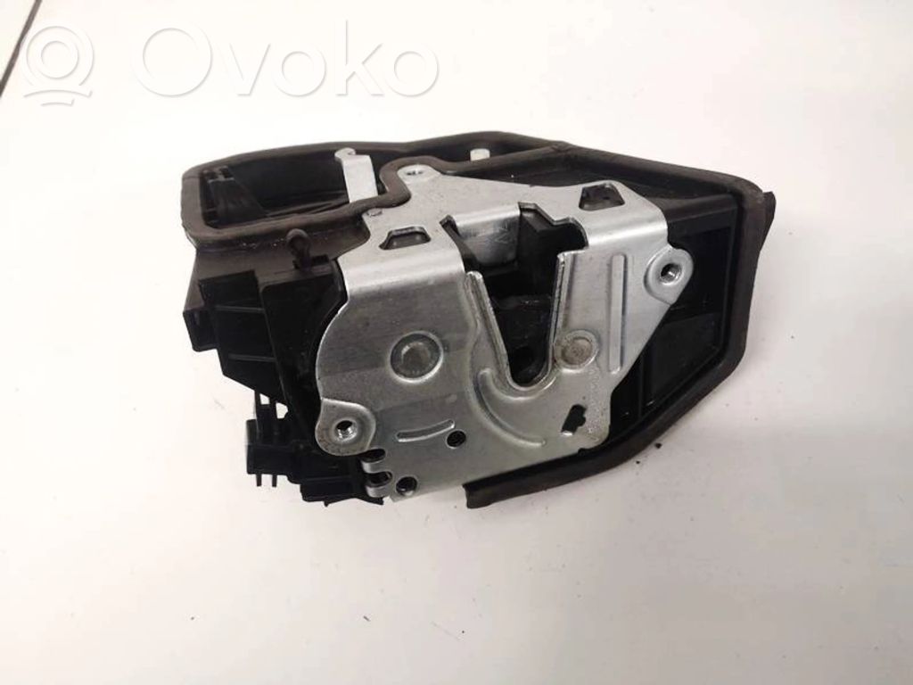 BMW 3 F30 F35 F31 Încuietoare ușă spate 