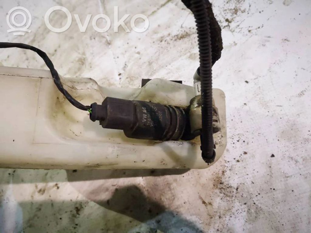 Skoda Fabia Mk2 (5J) Pompe de lave-glace de pare-brise