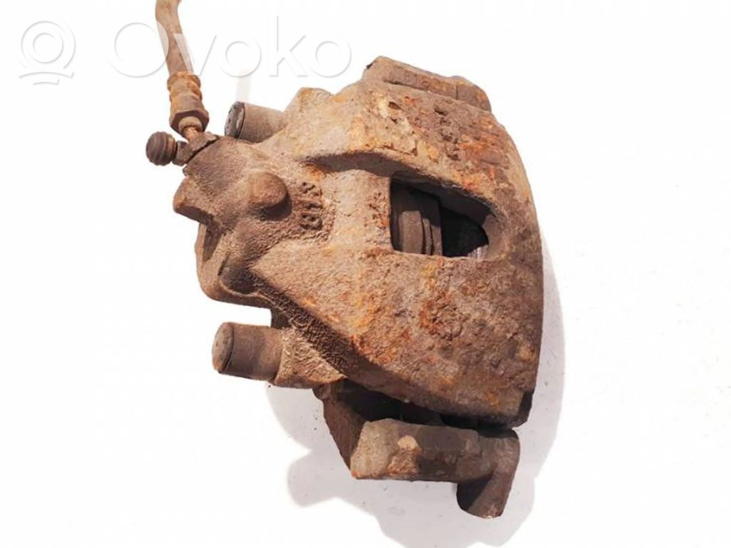 Caliper de freno delantero   813,813