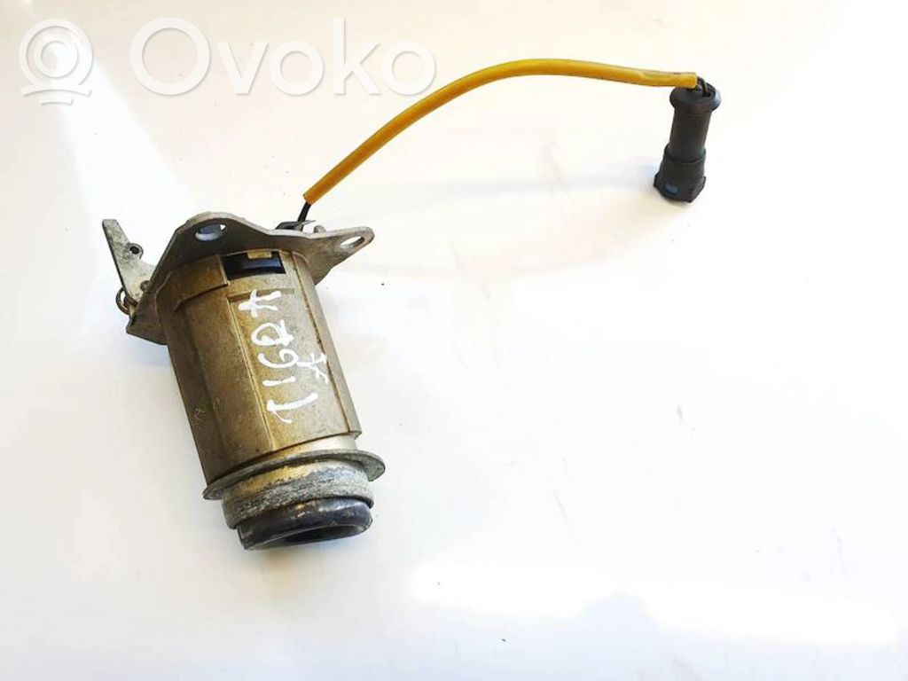 Opel Tigra A Tailgate exterior lock 