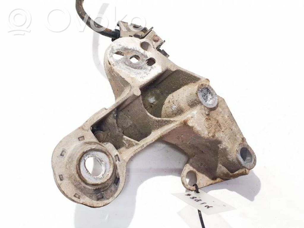 Suport motor   8E0199352N,8E0199352N