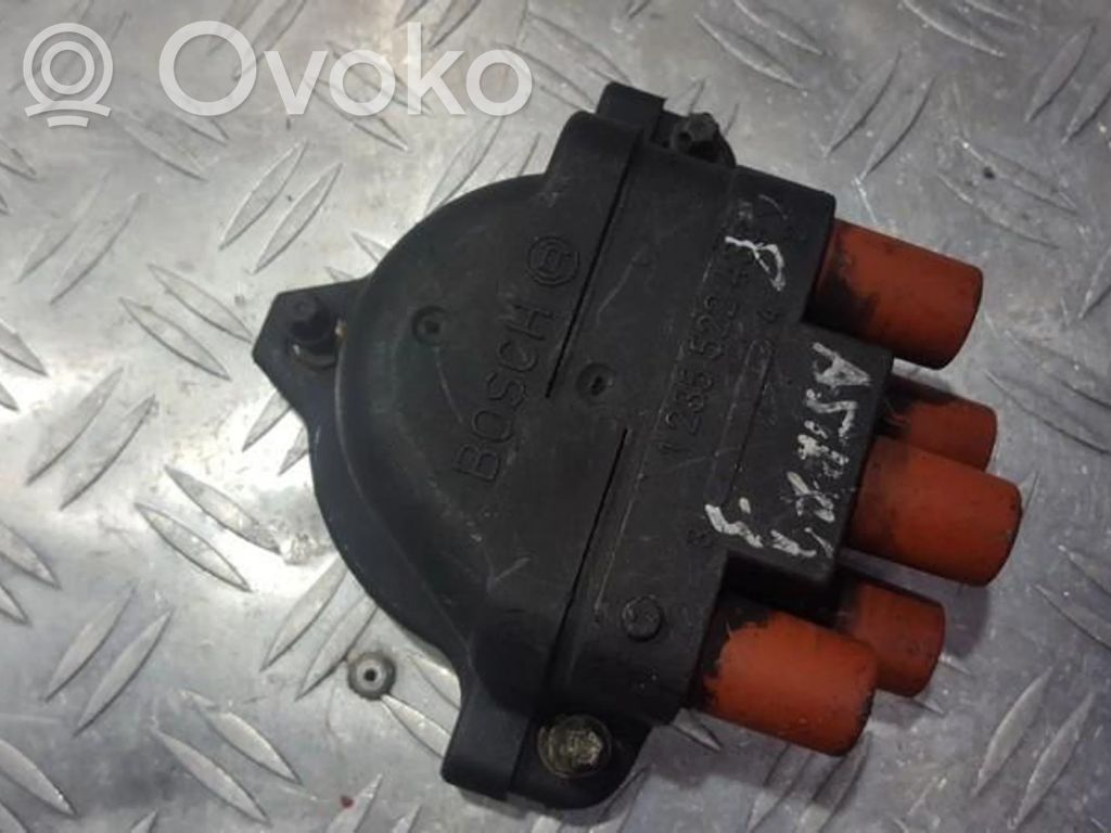 Opel Omega A Capac delcou 