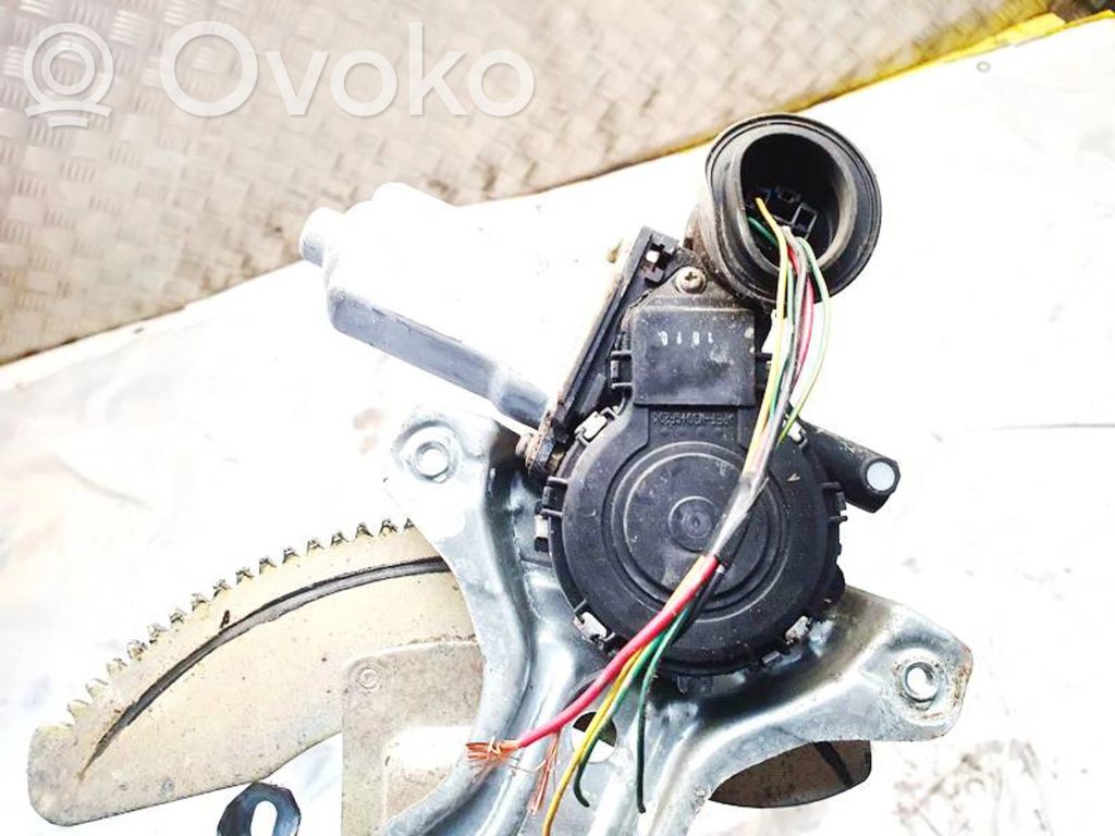 Toyota Avensis Verso Motorino alzacristalli della portiera posteriore