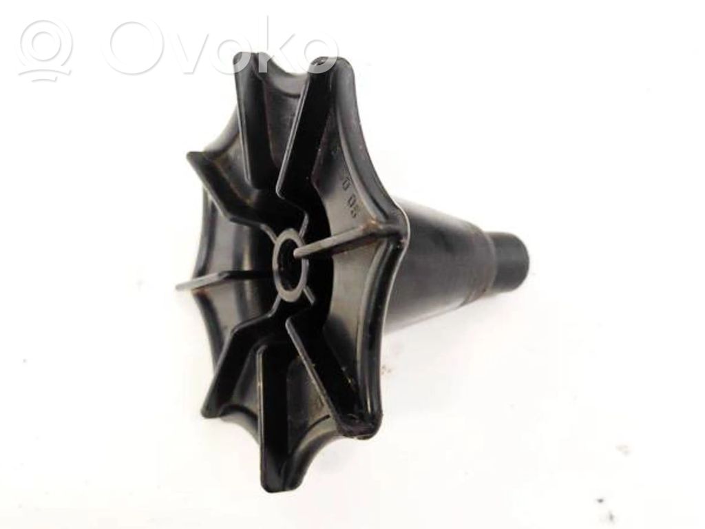 Opel Signum Bullone fissaggio ruota di scorta
